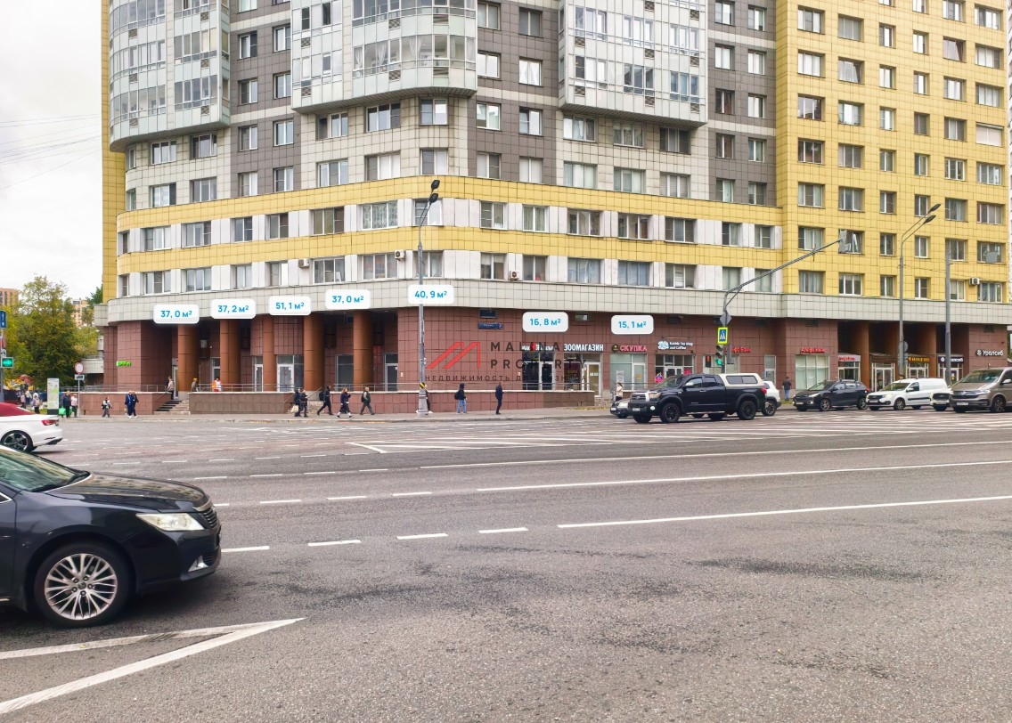 Продажа торгового помещения у метро Молодежная