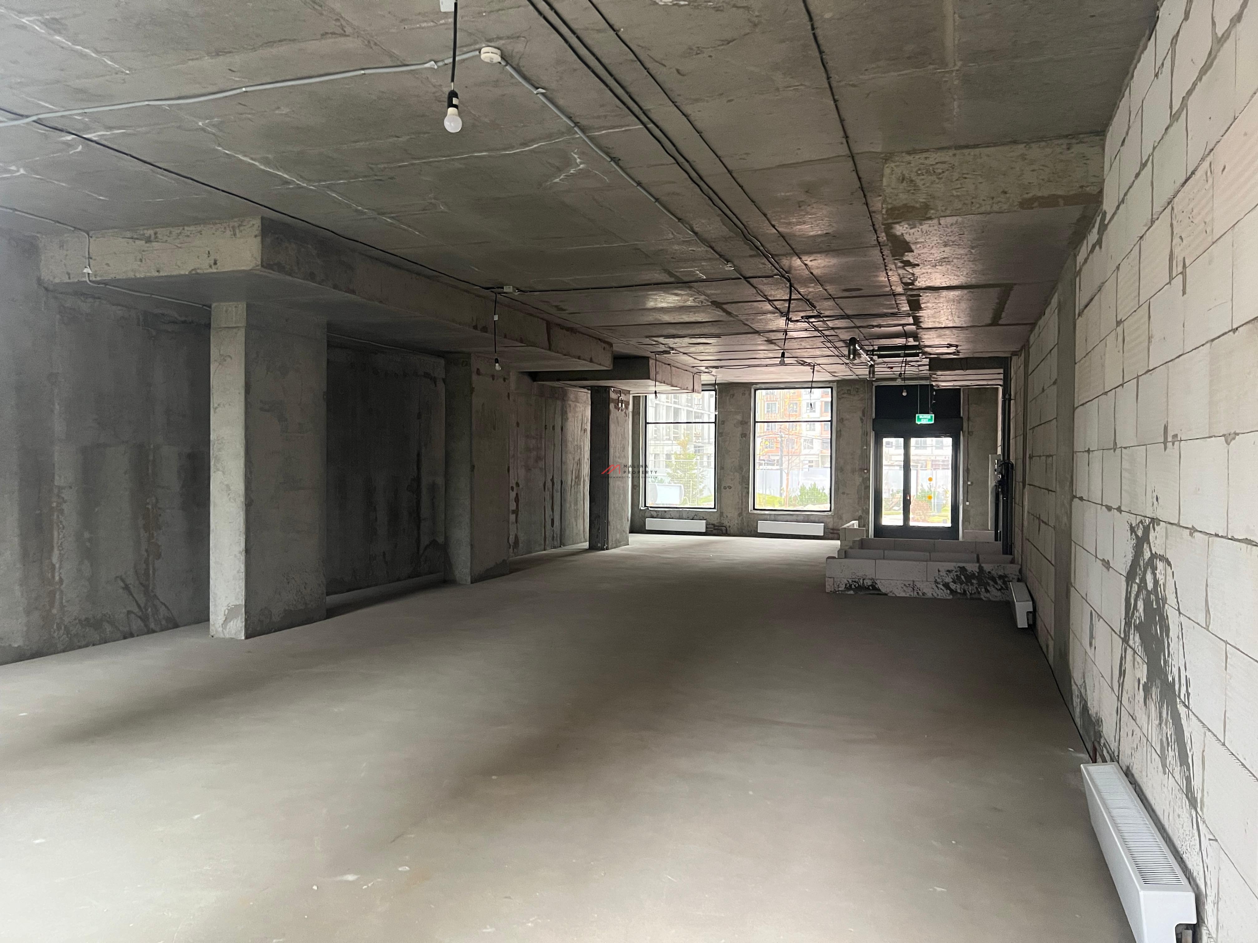 Продажа торгового помещения с арендатором Дикси GO