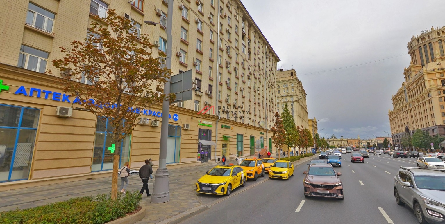 Продажа помещения с арендатором Перекрёсток 