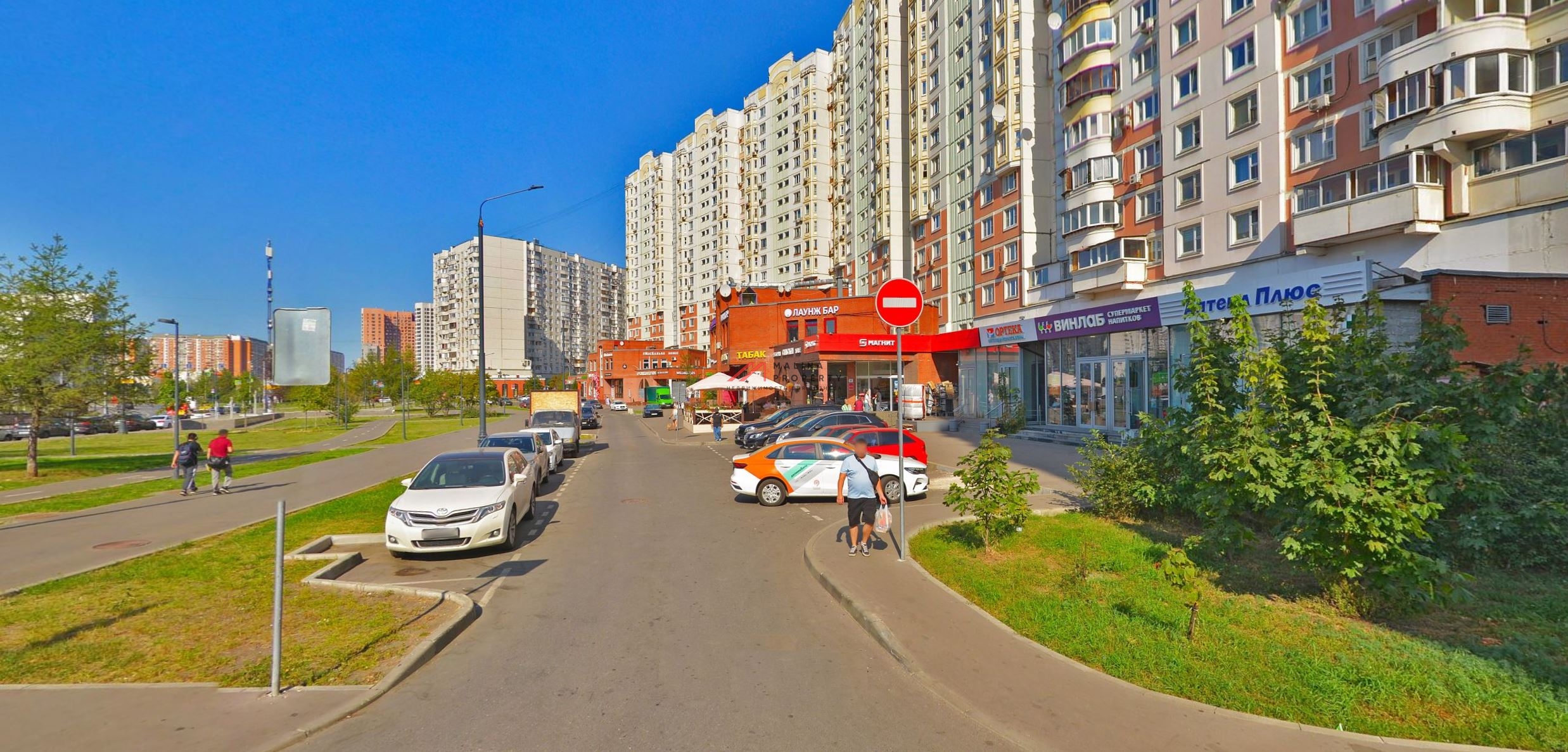 Продажа помещения с магазином Винлаб у метро Братиславская