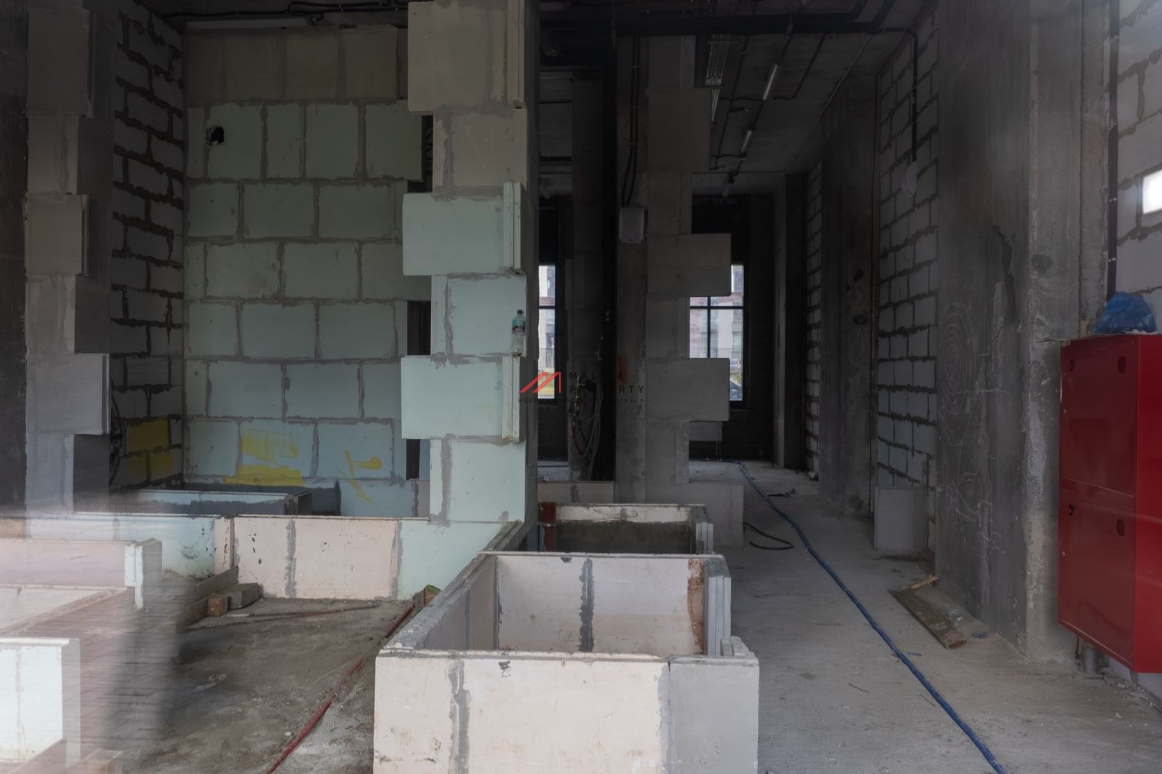 Продажа помещения с арендатором магазин "Пятерочка" в ЖК Лучи