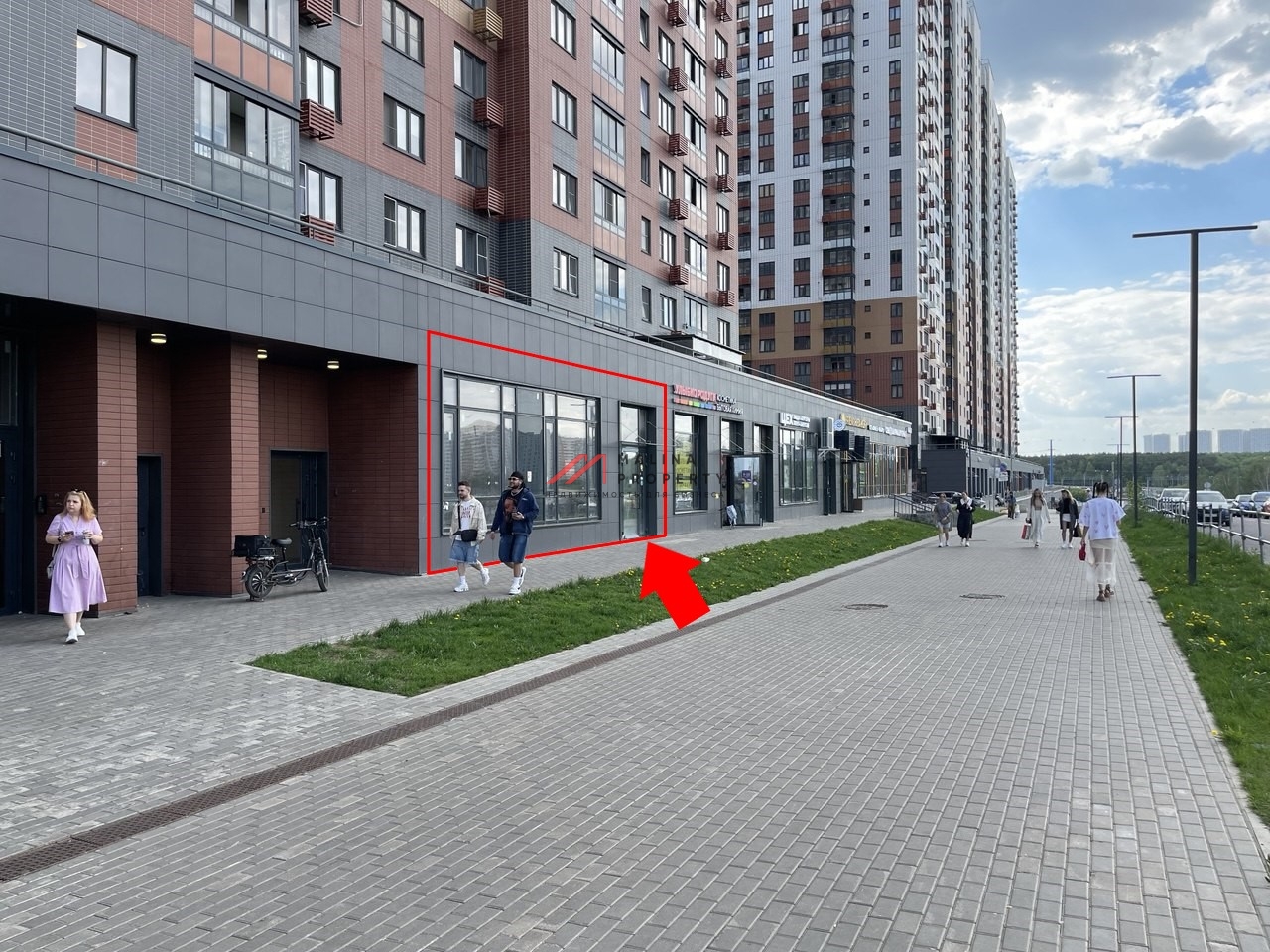 Аренда коммерческого помещения в новостройке