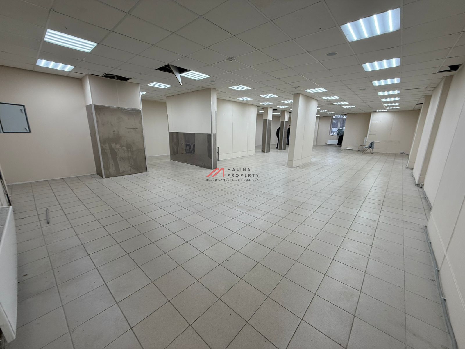 Продажа помещения с арендатором Улыбка Радуги