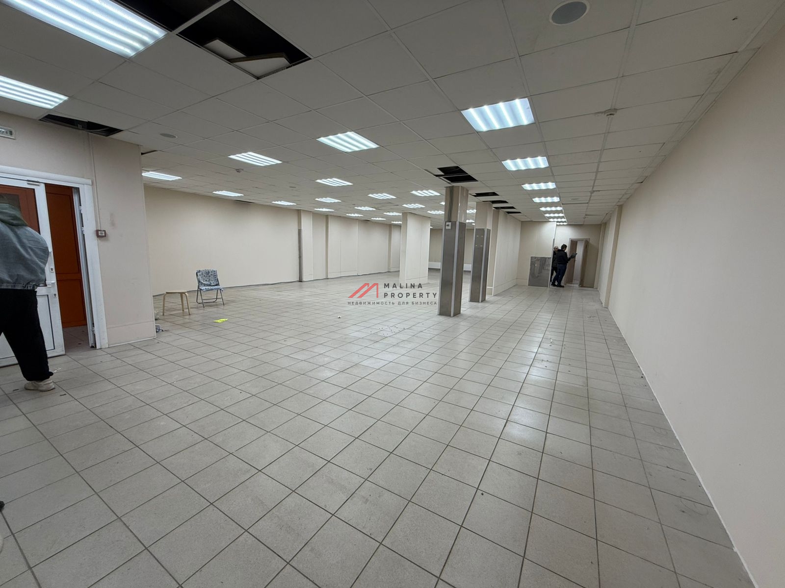 Продажа помещения с арендатором Улыбка Радуги