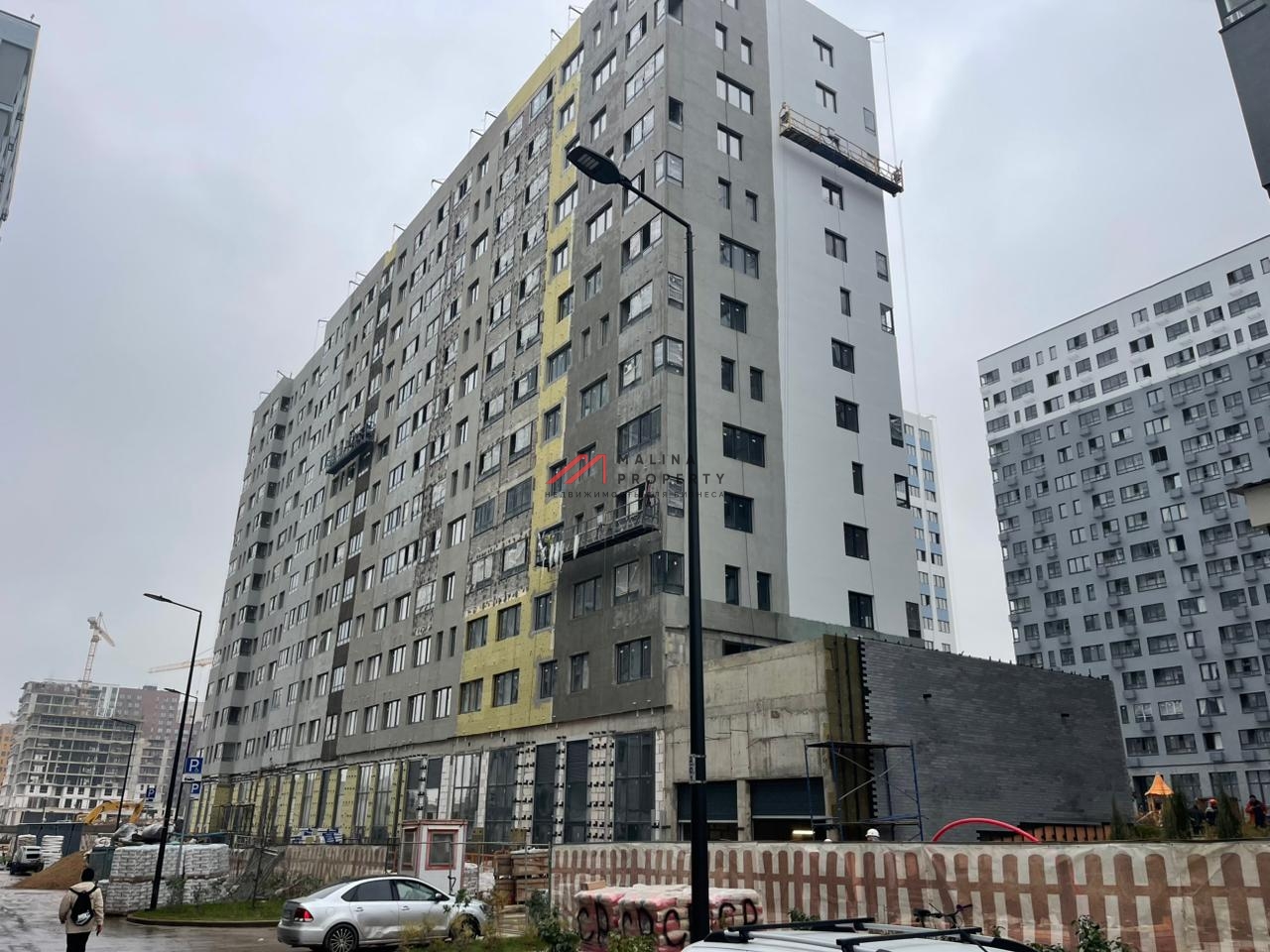 Продажа торгового помещения в жилом комплексе Прокшино