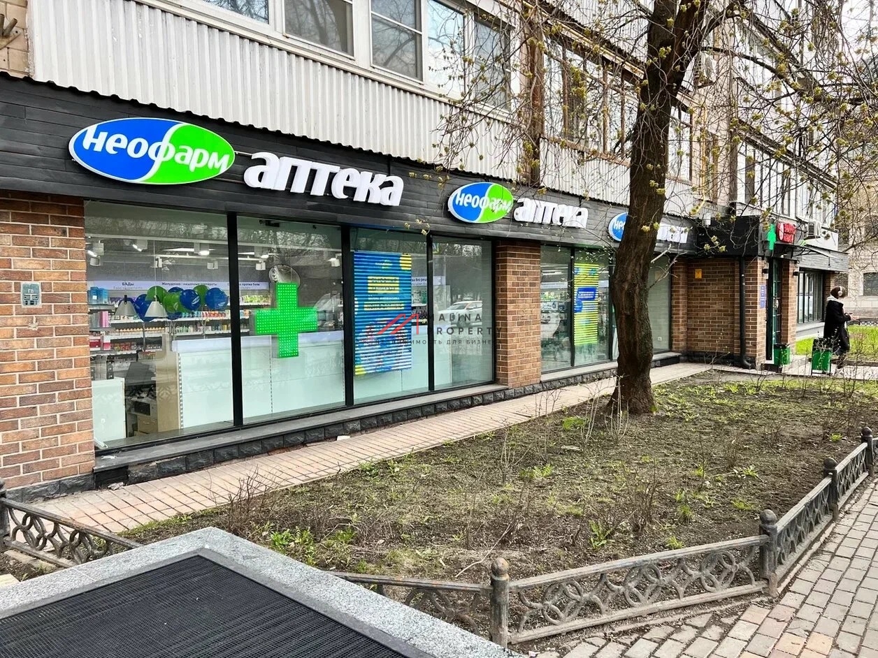 Продажа торгового помещения у метро Цветной бульвар 