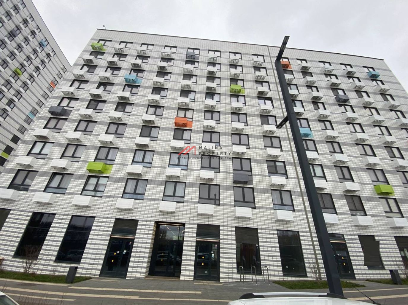 Аренда  торгового помещения в ЖК "Бунинские Луга" 