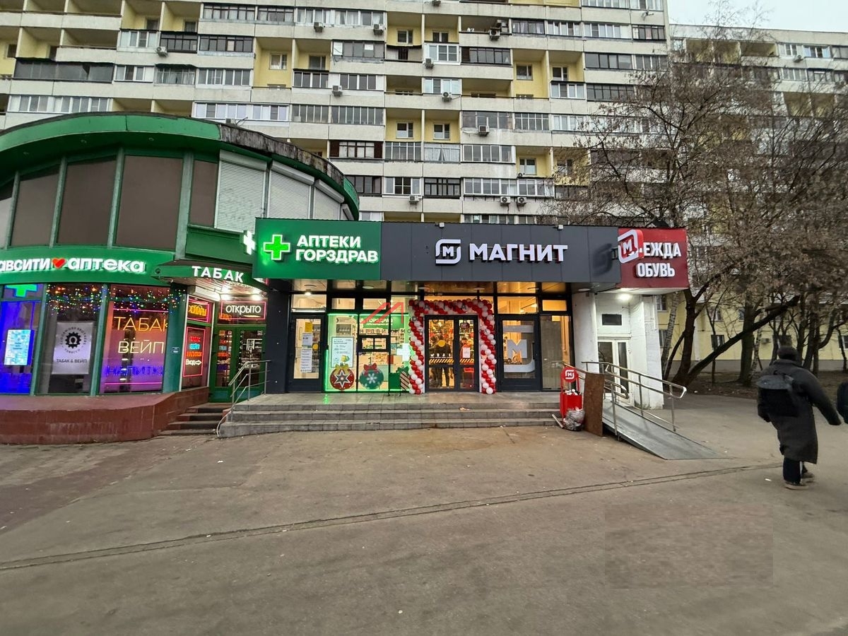 Продажа торгового помещения с сетевыми арендаторами 