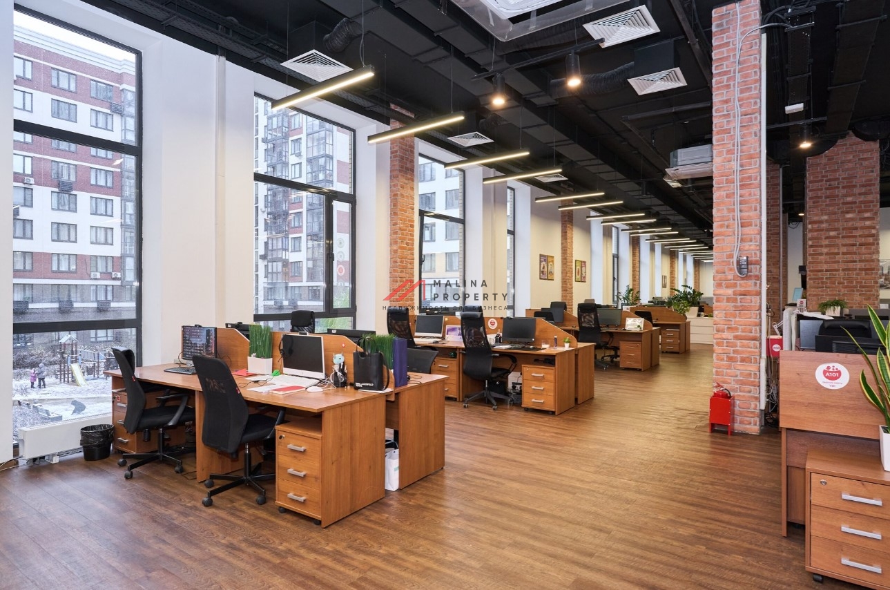 Продажа помещения с арендатором офис А101