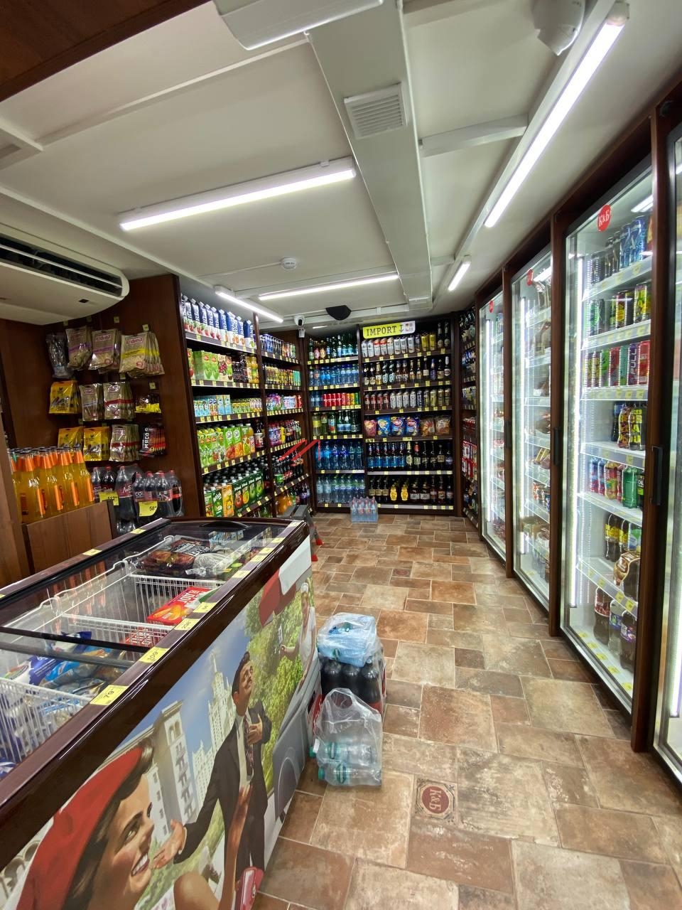 Продажа помещения с магазином "Красное и Белое" на Новом Арбате