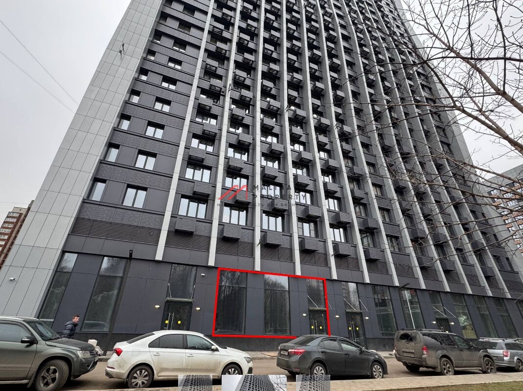 Продажа торгового помещения на Серебрякова