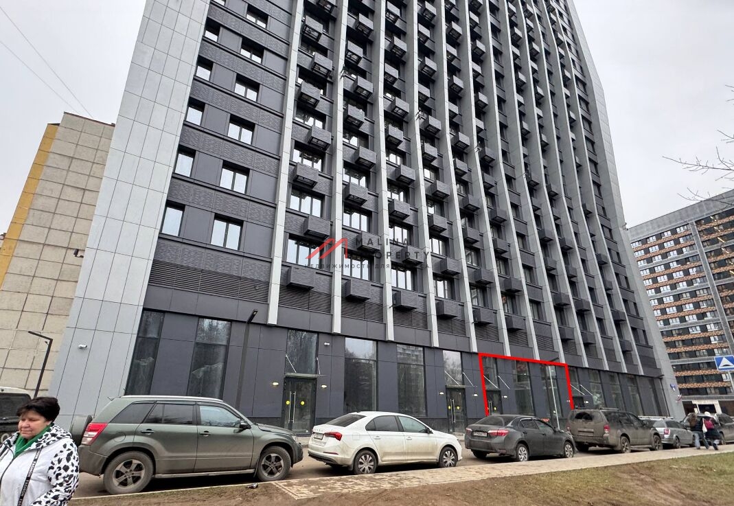 Продажа торгового помещения на Серебрякова