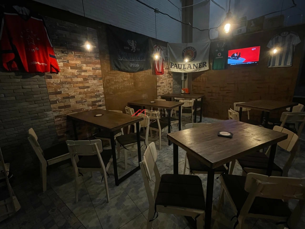 Продажа торгового помещения в ЖК "Парк Легенд" 