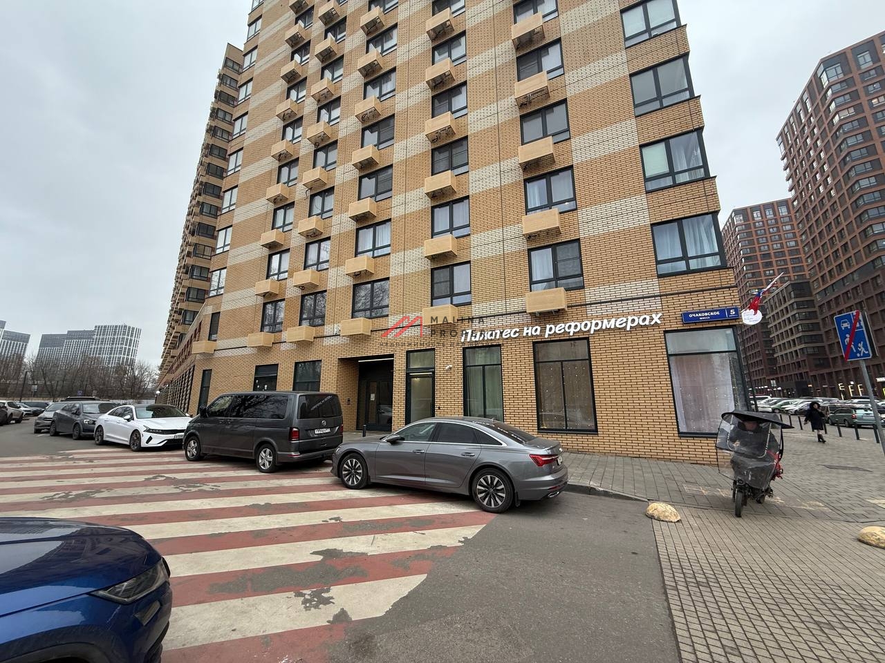 Продажа  помещения  в ЖК "Матвеевский парк"