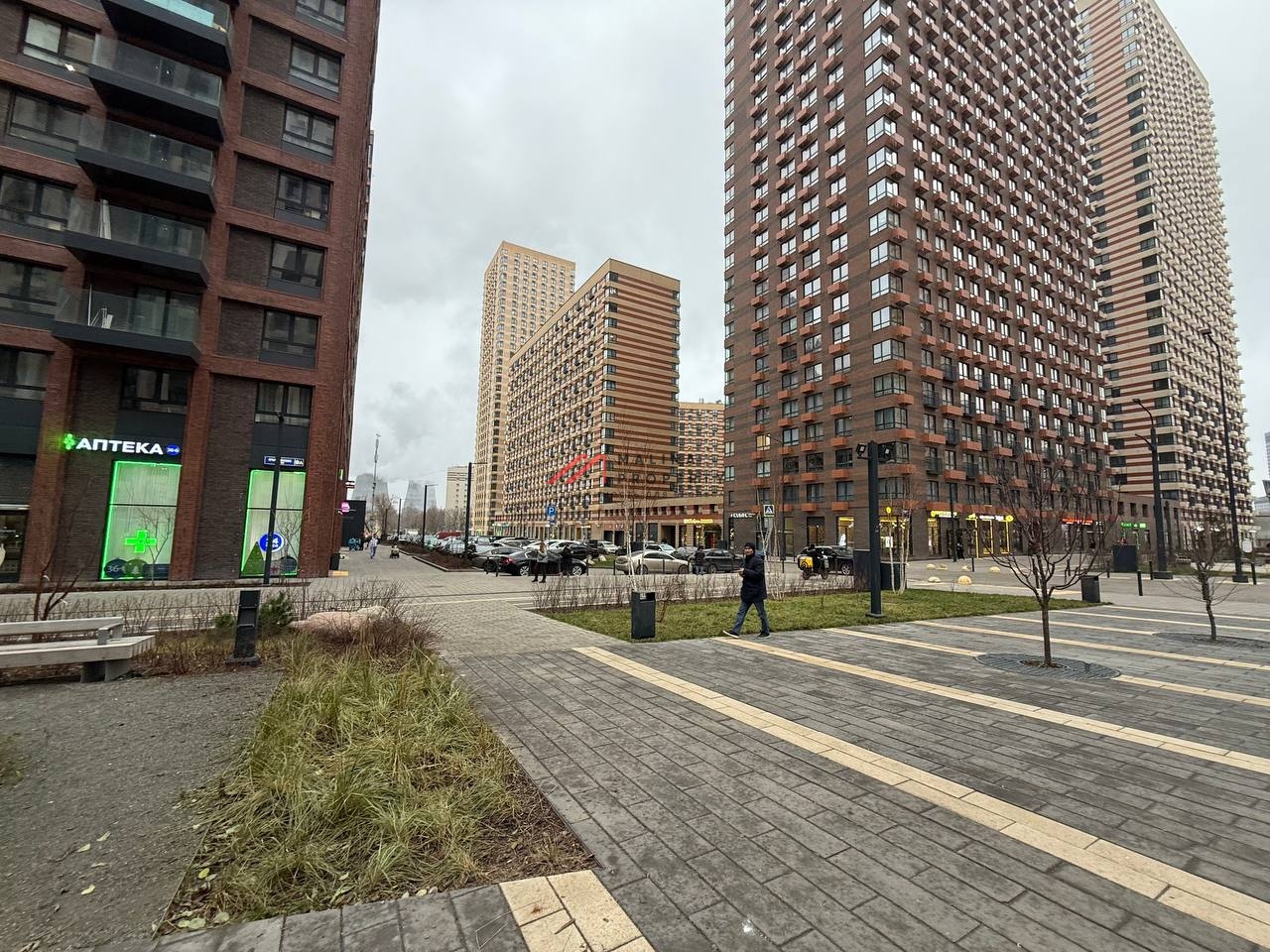 Продажа торгового помещения в ЖК "Матвеевский парк"