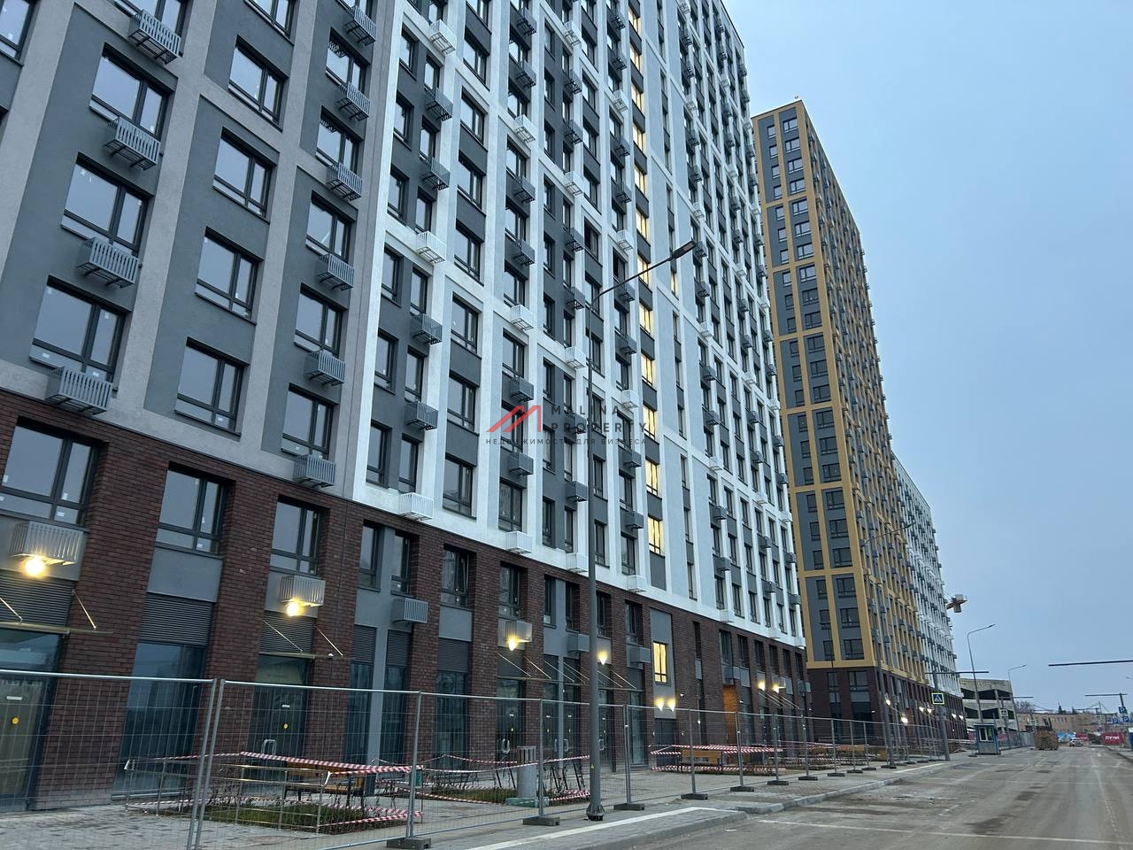 Продажа помещения с арендатором магазин "Магнит" в ЖК Лучи