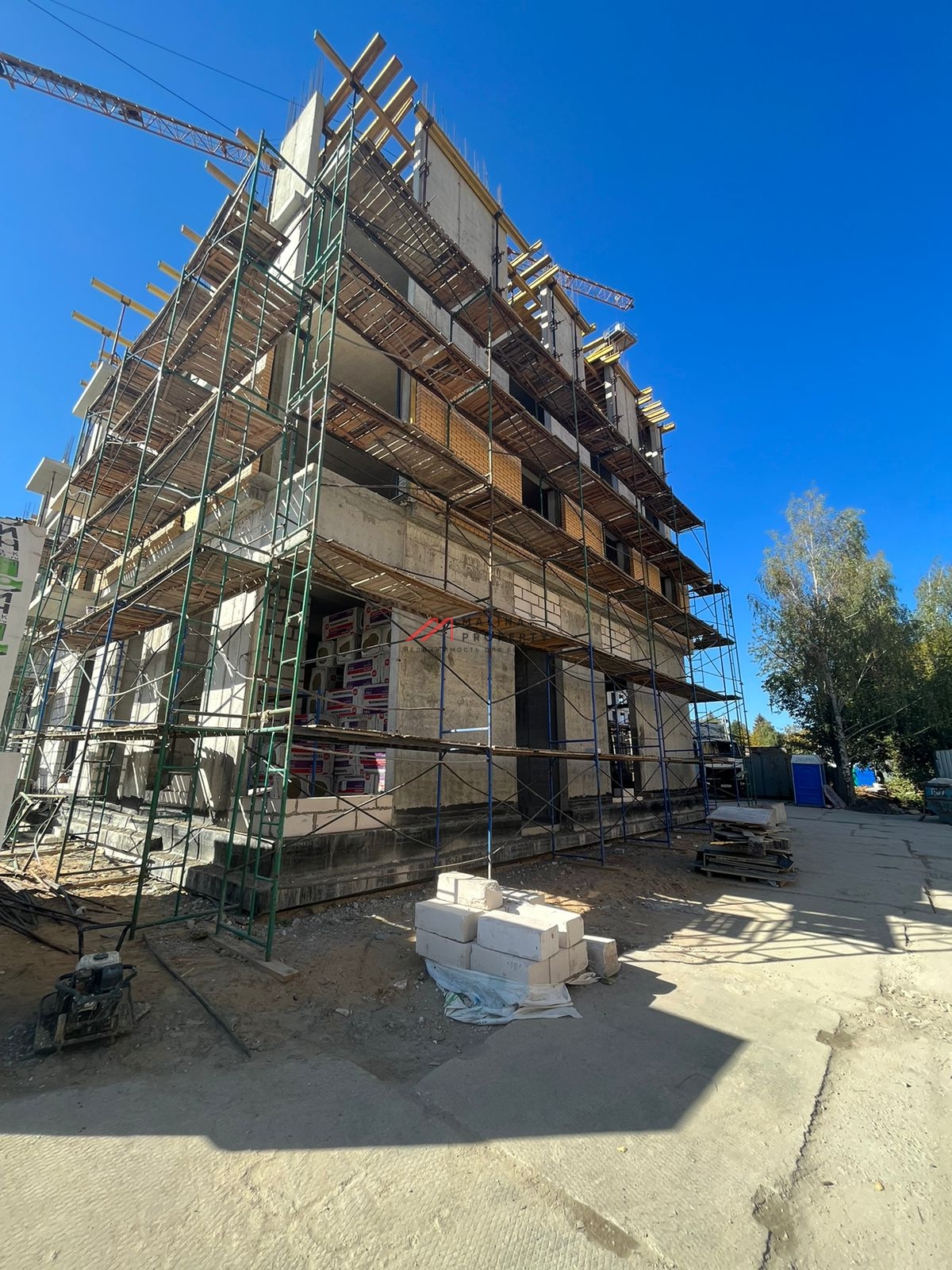 Продажа торгового помещения с арендатором в ЖК Олива