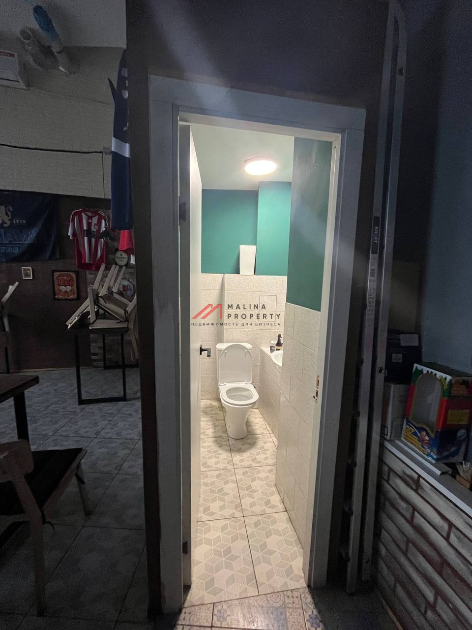 Продажа торгового помещения в ЖК "Парк Легенд" 