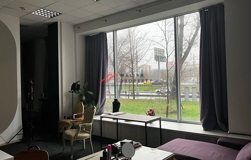 Продажа коммерческого помещения на проспекте Мира 