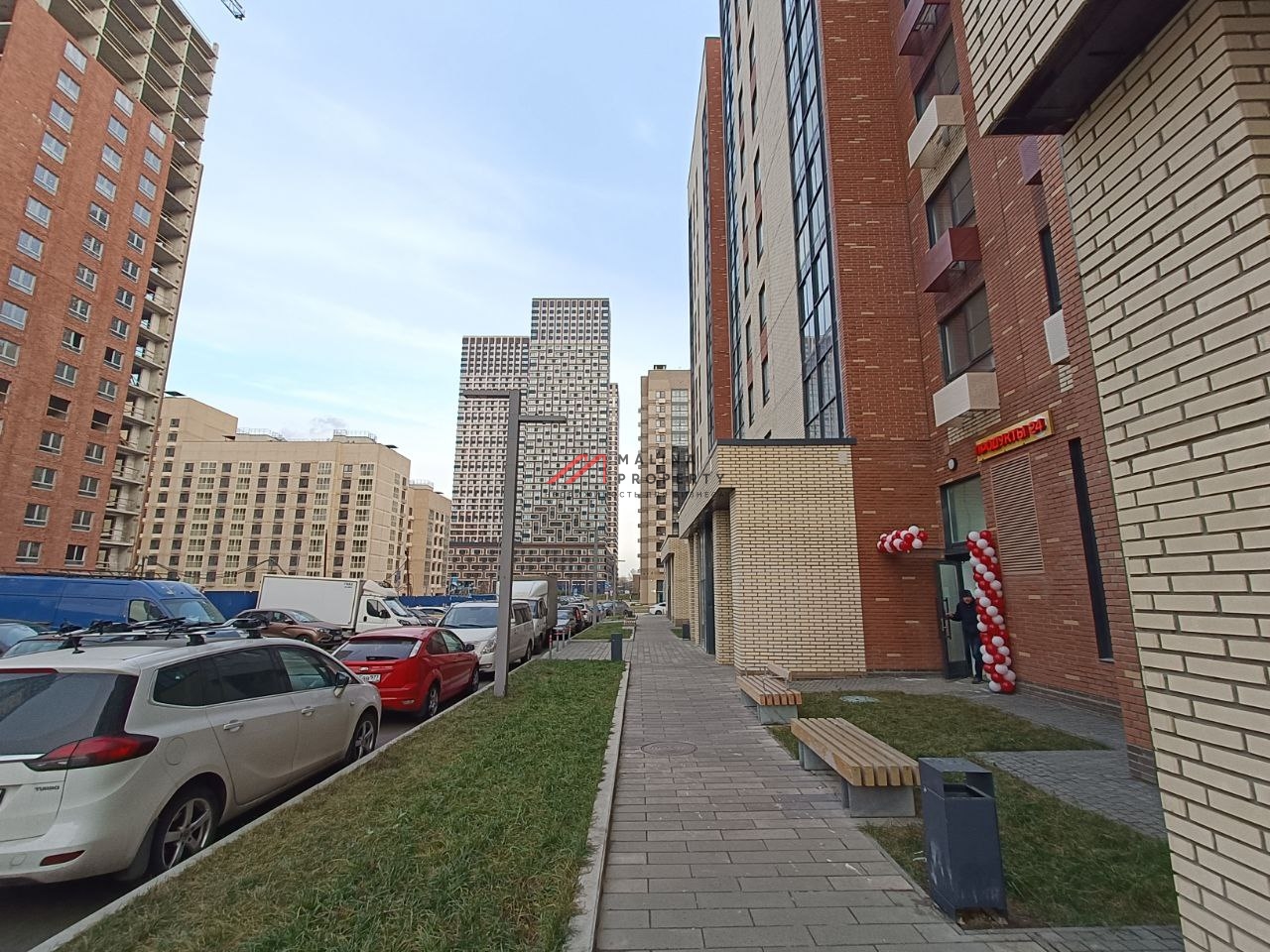 Продажа помещения в новом доме на Амурской