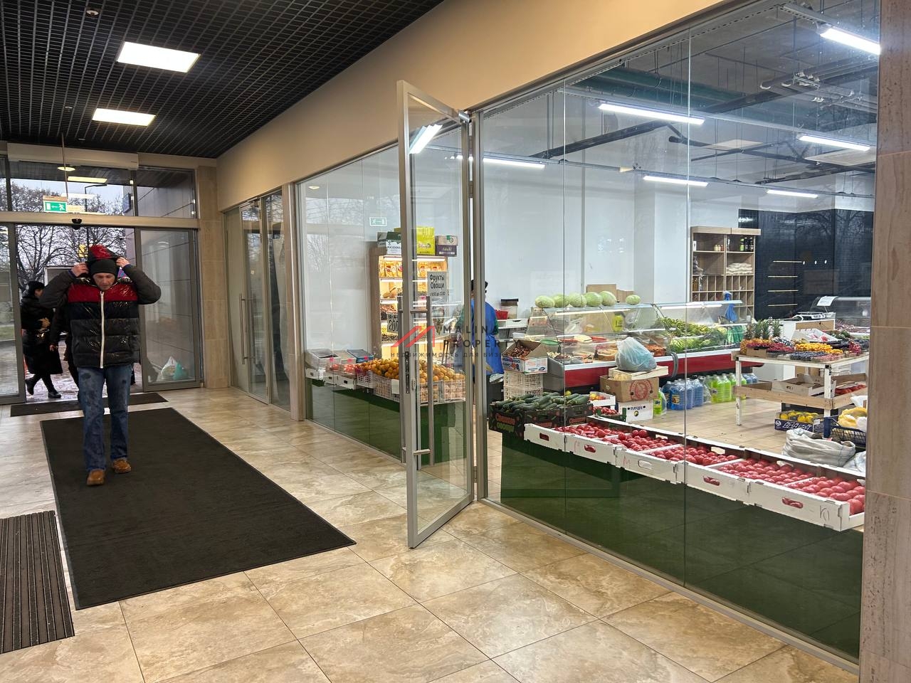 Продажа помещения с арендатором Вкусвилл