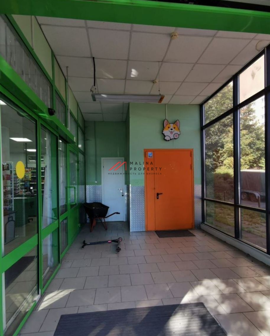 Продажа торгового здания с арендаторами в г. Химки