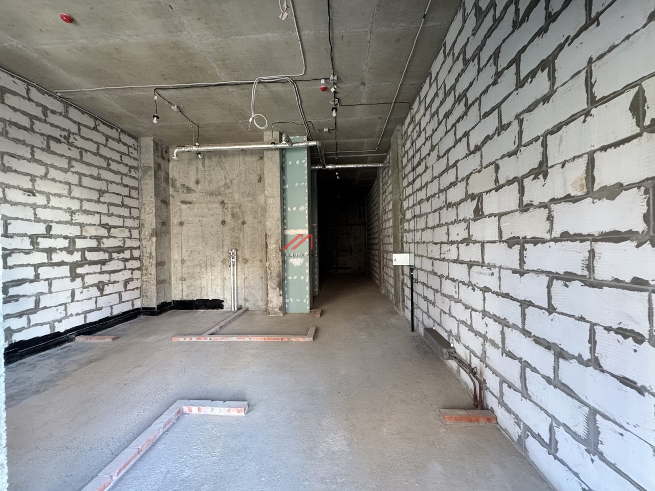 Продажа нежилого помещения в ЖК Ильинские Луга