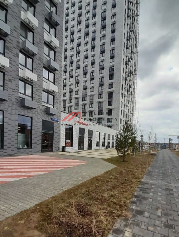 Продажа торгового помещения в ЖК "Саларьево парк" 