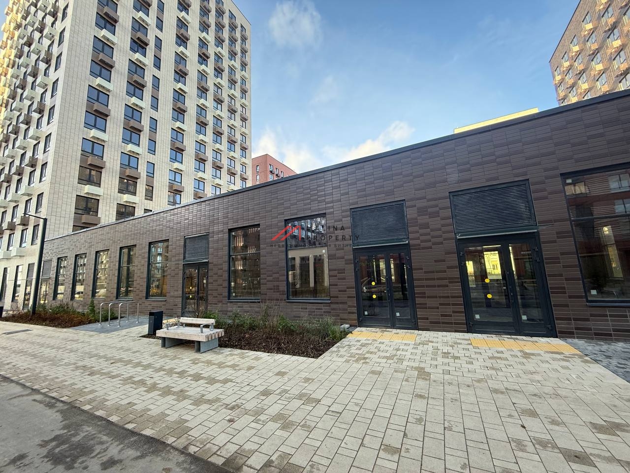 Продажа торгового помещения с арендатором Винлаб 