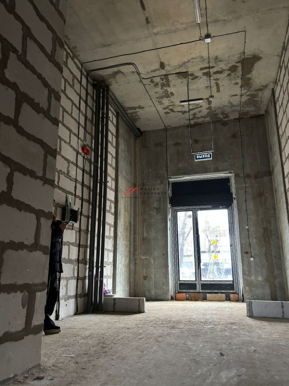 Продажа торгового помещения в ЖК "2-й Нагатинский"  