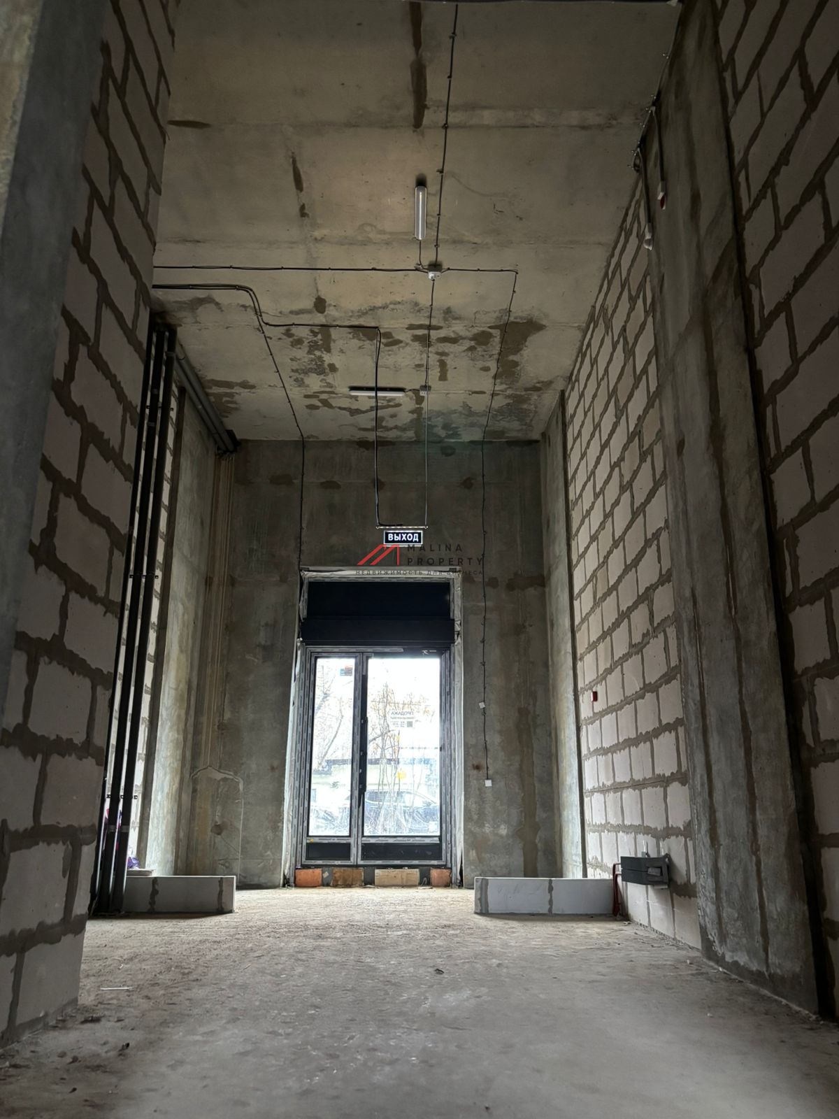 Продажа торгового помещения в ЖК "2-й Нагатинский"  