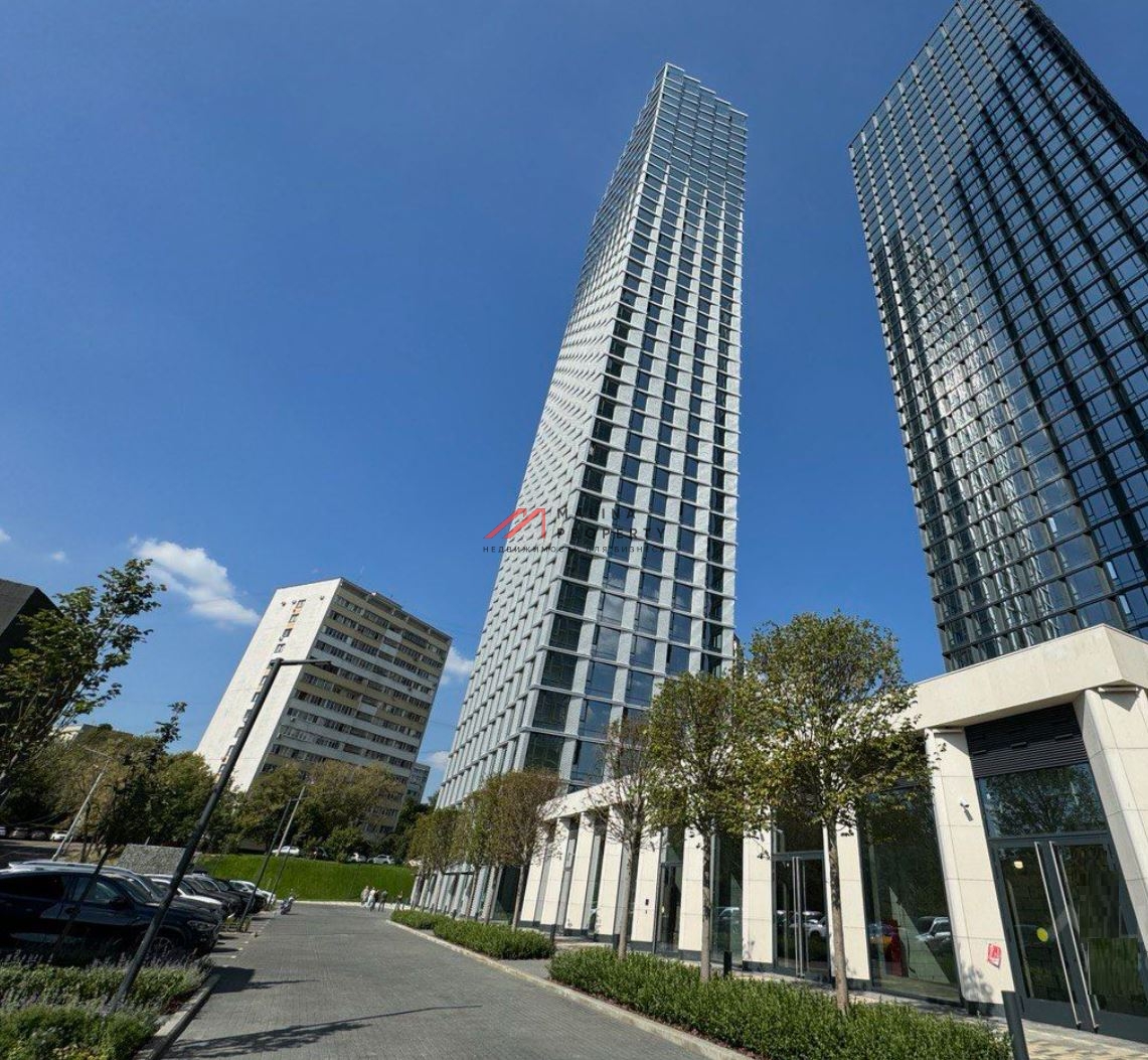 Аренда торгового помещения в ЖК "Hide"