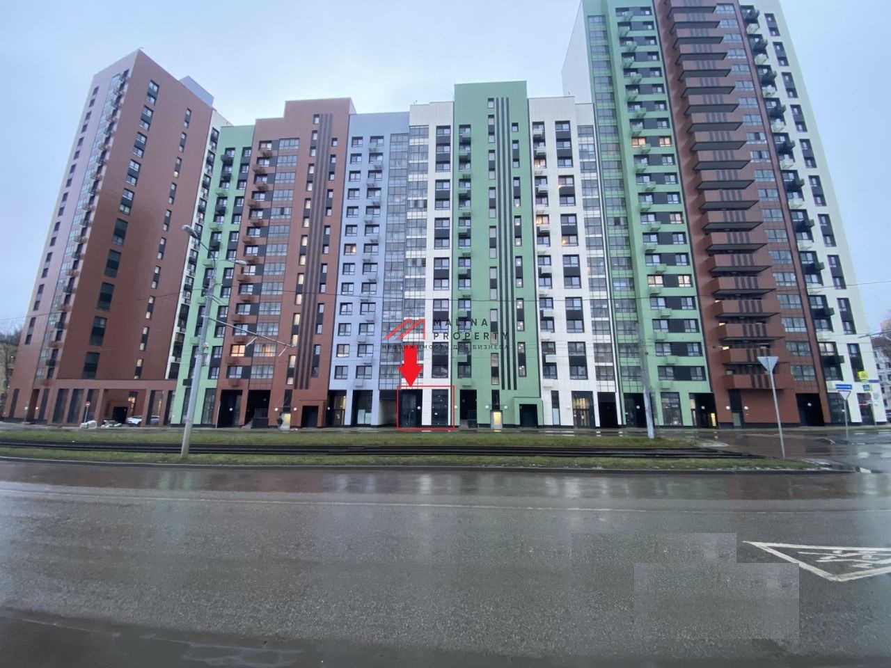 Продажа торгового помещения в новом доме 