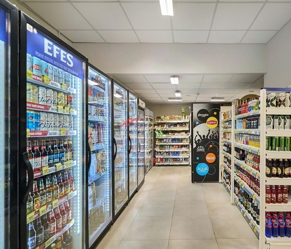 Продажа торгового помещения с арендатором Дикси 