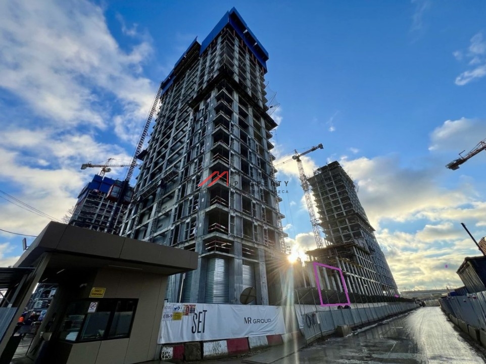 Продажа торгового помещения в жилом комплексе VEER