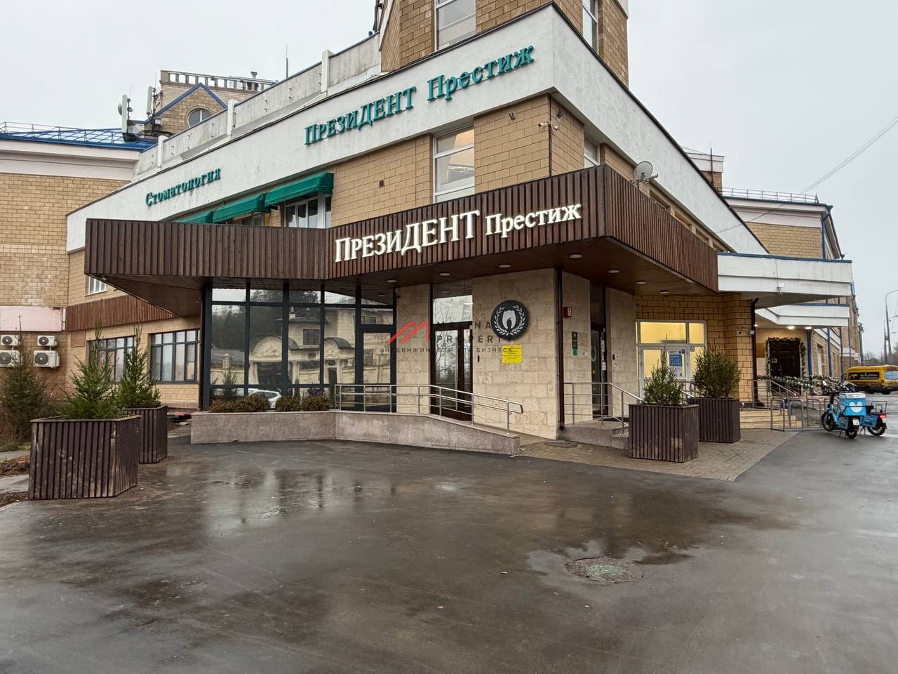 Продажа торгового помещения с арендатором "Яндекс Лавка"