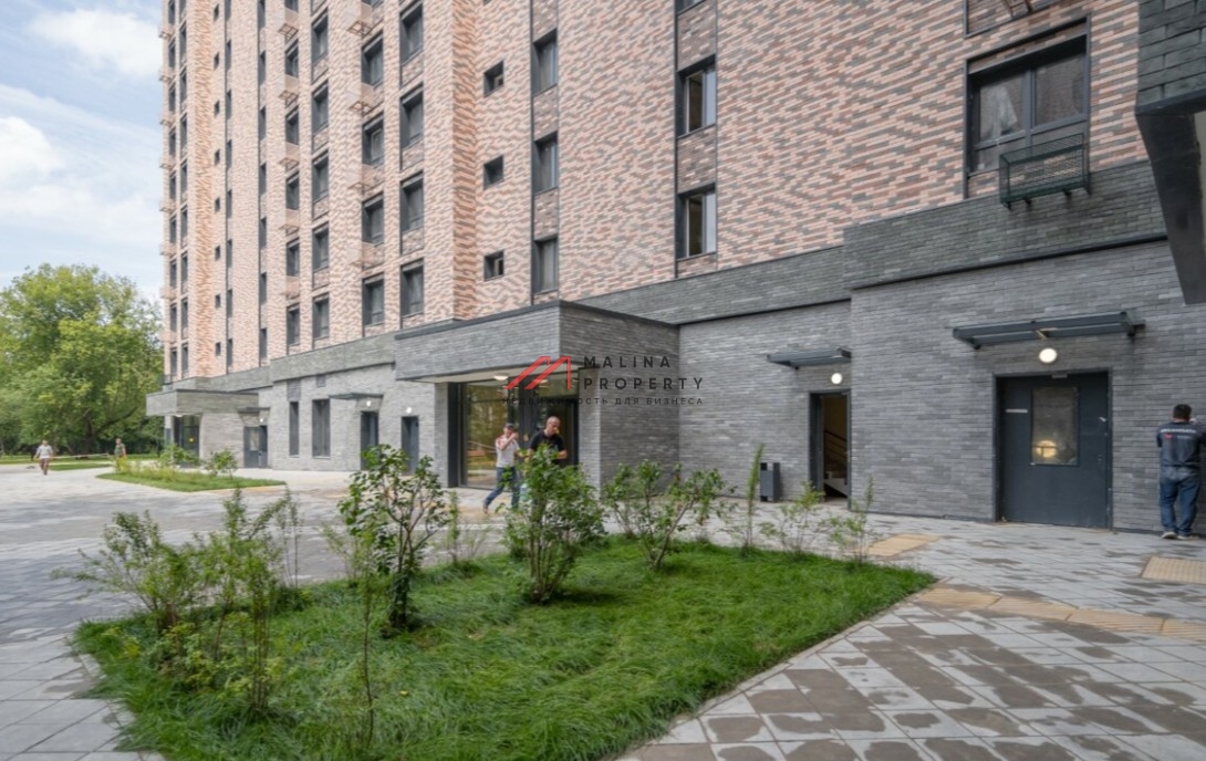 Продажа торгового помещения в новом доме