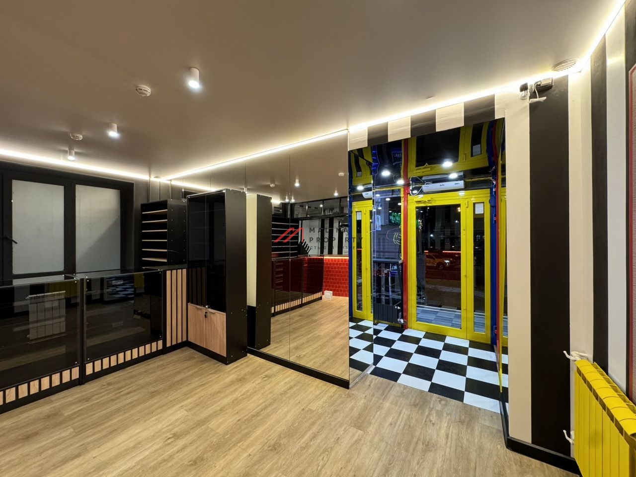 Продажа помещения с арендаторами у м. Савеловская