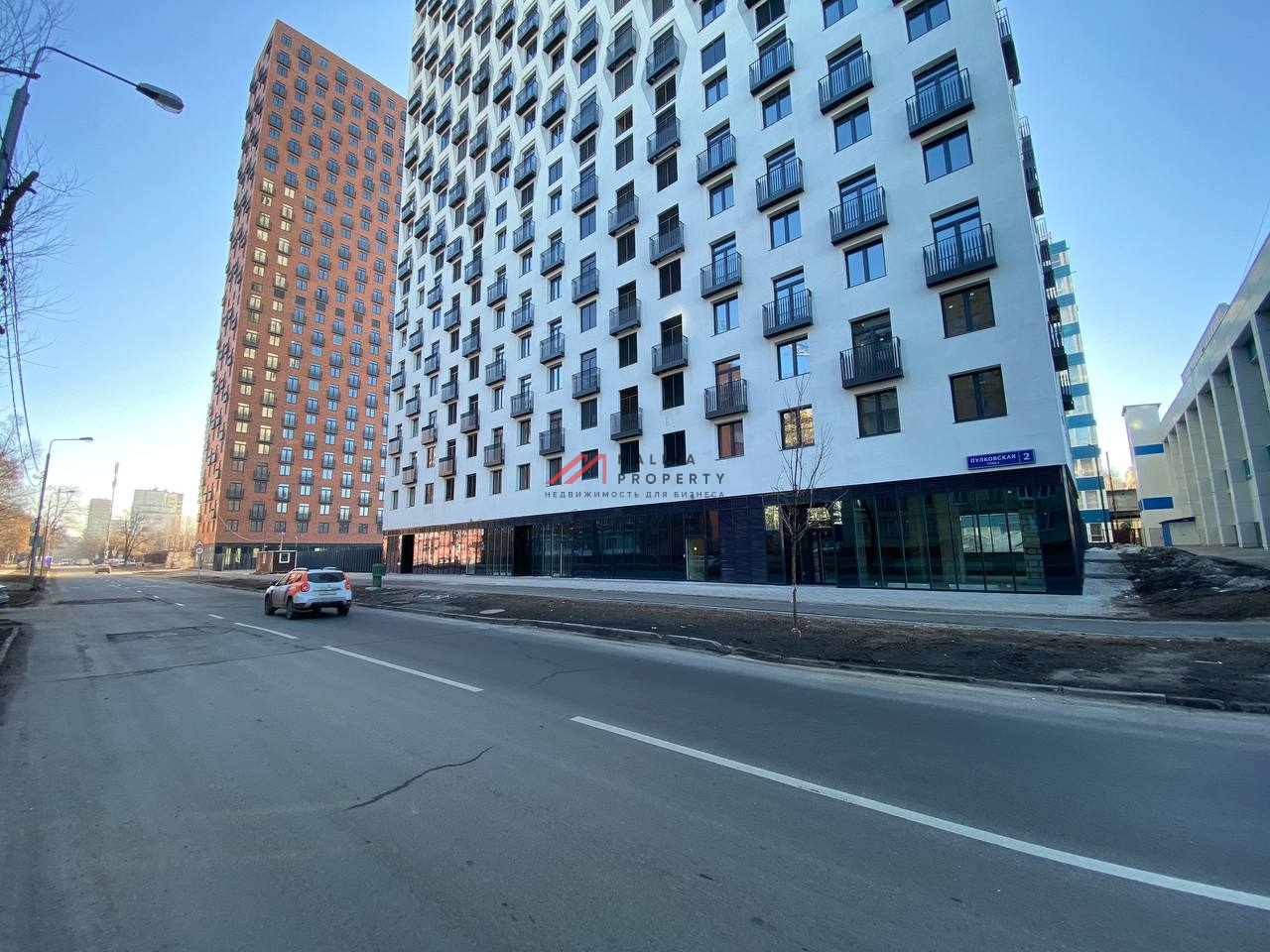 Продажа помещения с арендатором Строительный магазин