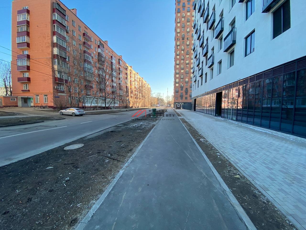 Продажа помещения с арендатором Строительный магазин