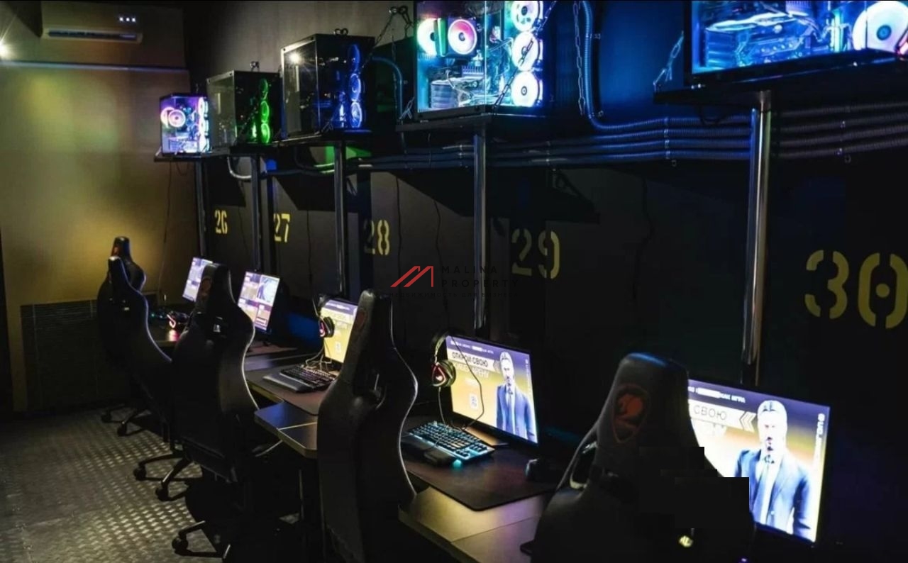 Продажа торгового помещения в ЖК "Изумрудные холмы" 