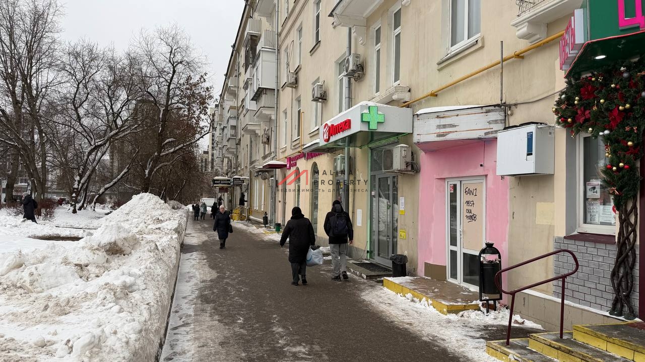 Продажа помещения с арендатором аптека у метро  Тушинская 