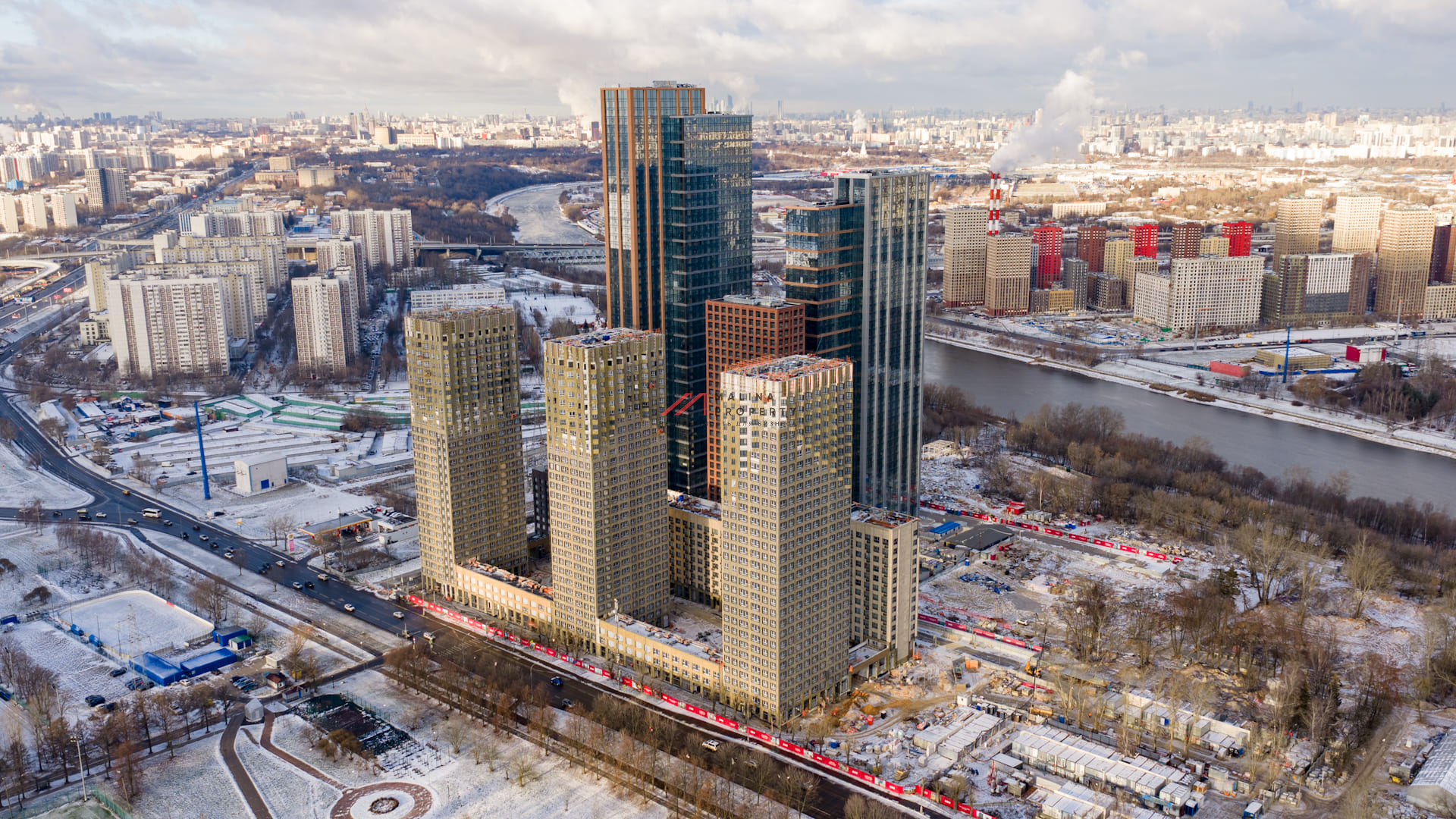 Продажа торгового помещения в жилом комплексе Wave