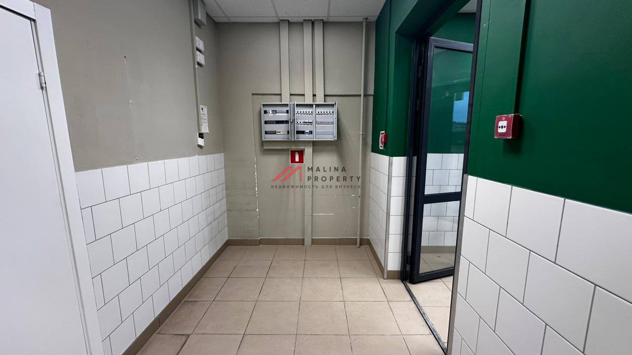 Продажа торгового помещения на Феодосийской