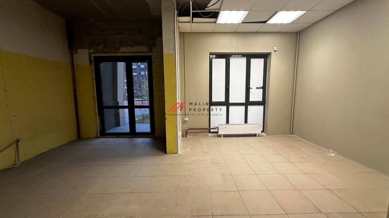 Продажа торгового помещения на Феодосийской