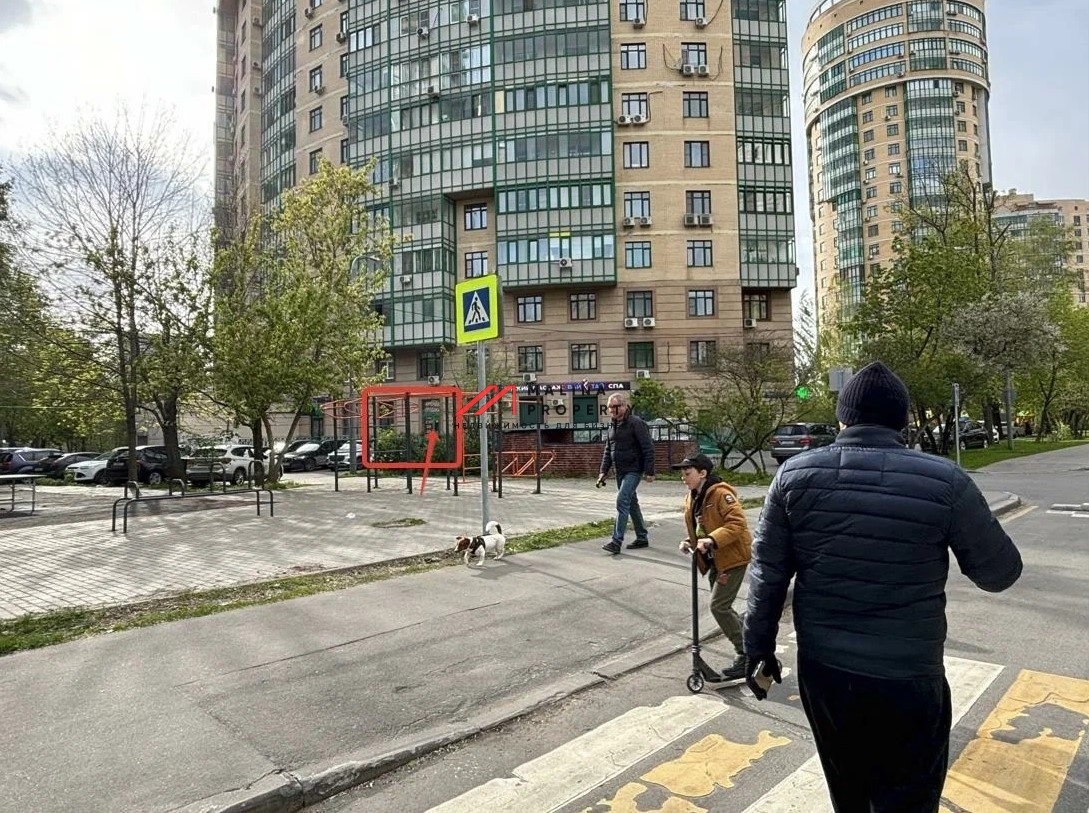 Продажа помещения с арендатором Ozon на Ленинградском шоссе 