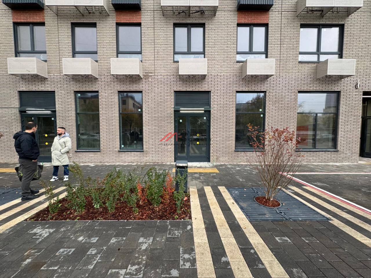 Аренда помещения на 1-й линии в ЖК Руставели