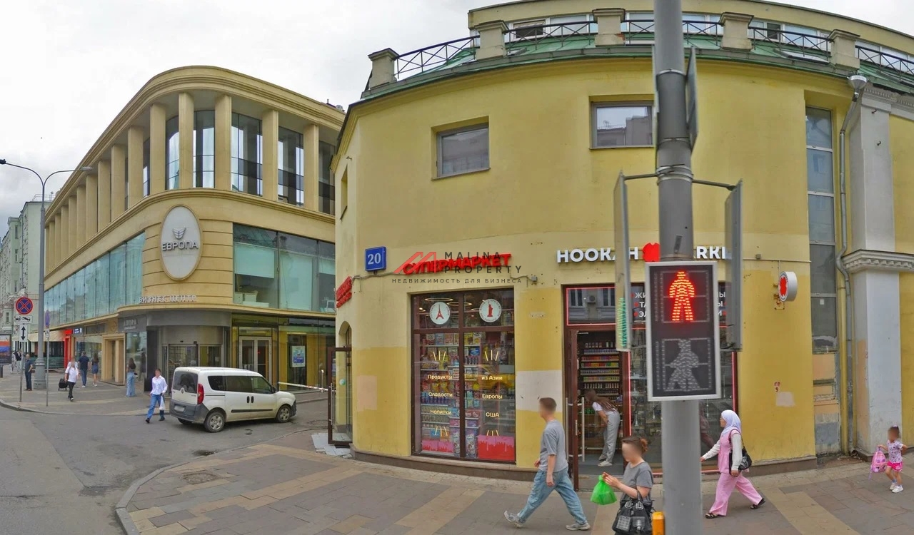 Аренда торгового помещения у метро Менделеевская 