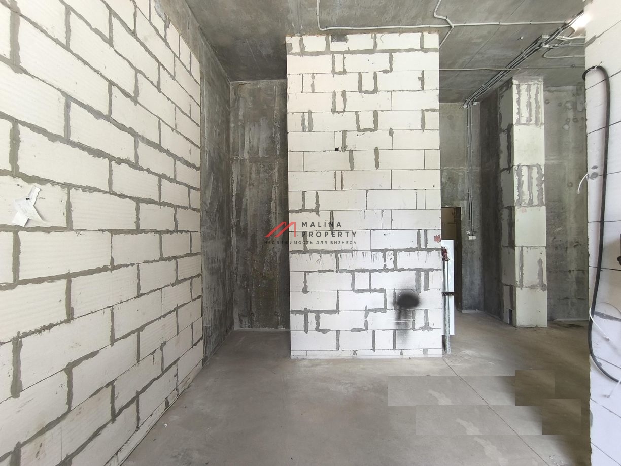 Аренда торгового помещения в новом доме 