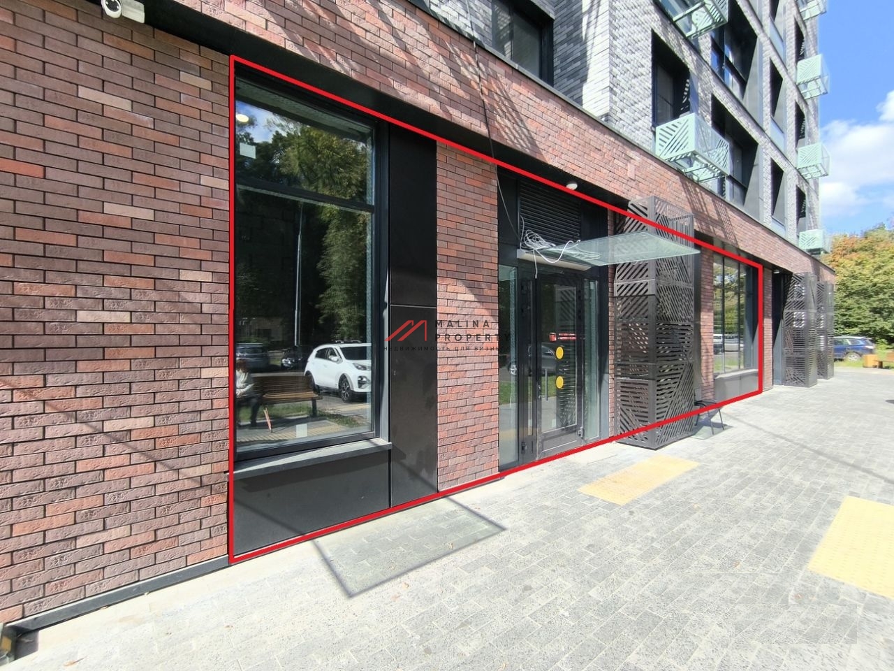 Аренда торгового помещения в новом доме 